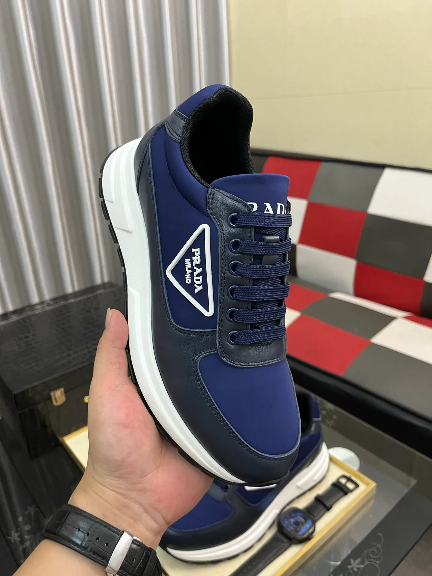 Men's shoes 💰420⌚️⌚️Prada•PRADA original quality.~ Unique modern style sneakers. 🏃A must-have casual shoe for trendy men😍😍 Original brand imported from Italy, imported original leather, sheep lining (refuses to discolor and grind feet) Sole: Original sole provided by the original factory, French lazy style design ⚠️Fit to the feet, original quality, super comfortable original sole. It’s like shooting the real thing🎬The real thing is better, high-quality sneakers Size: 38-444️⃣Colors available